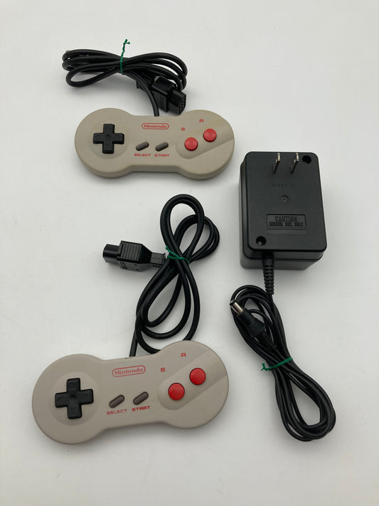 Nintendo ニューファミコン本体 周辺機器セット 動作品 1205-406
