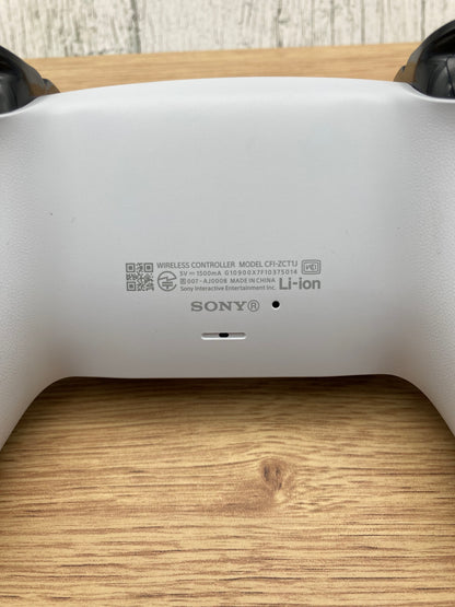 PlayStation 5 DualSense ワイヤレスコントローラー 0114-707