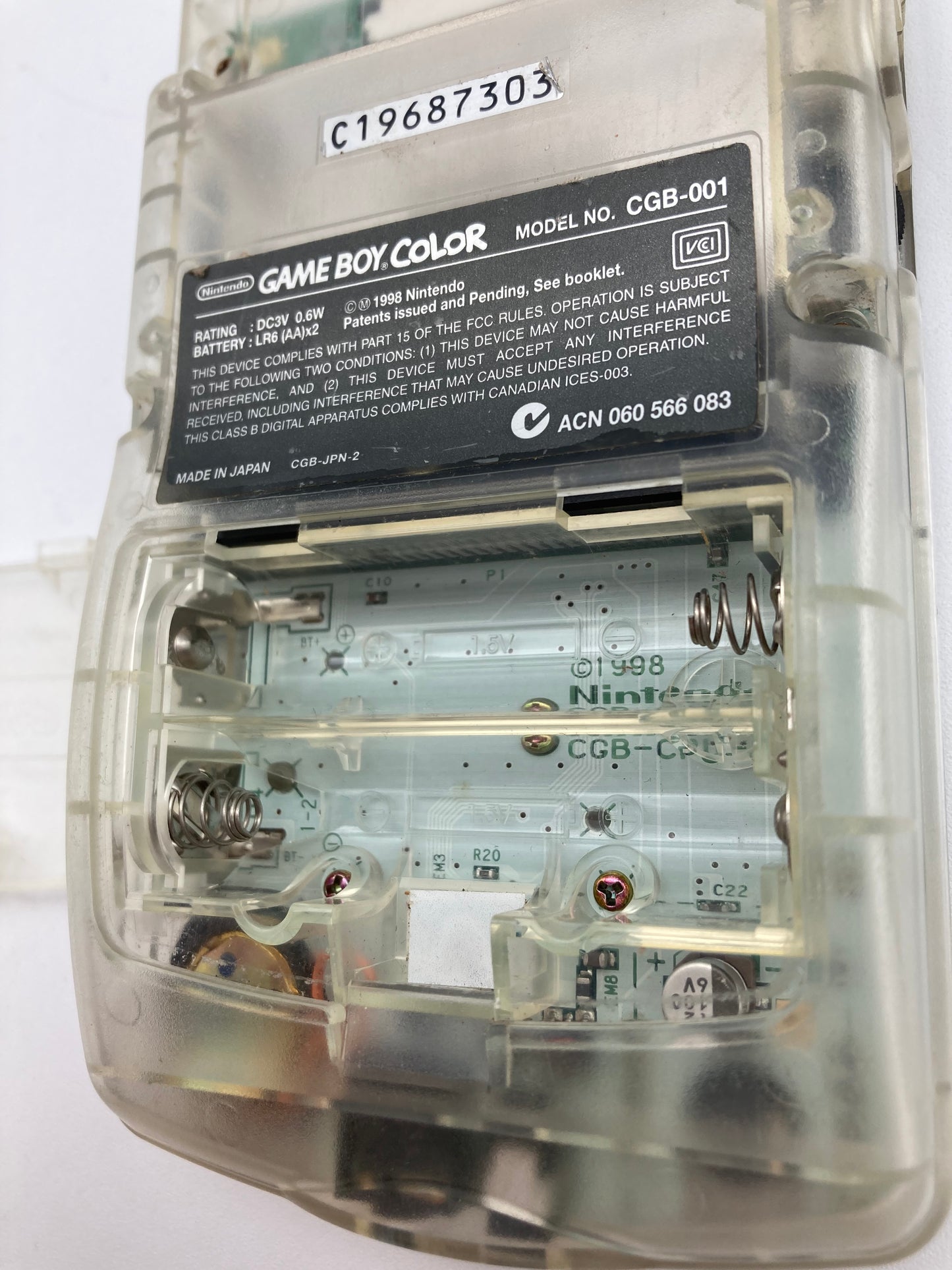 Nintendo ゲームボーイカラー スケルトン本体 動作品ゲームソフト付き 1111-408