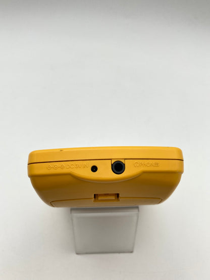 Nintendo ゲームボーイカラー イエロー本体 動作品ゲームソフト付き 1111-409