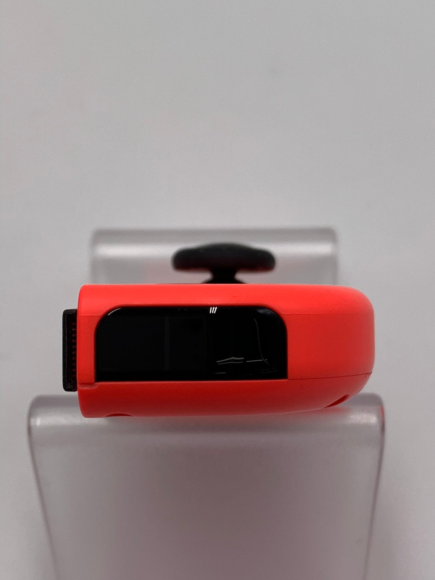 Nintendo Switch 純正 ジョイコン  R・右 ネオンレッド　1017‐305