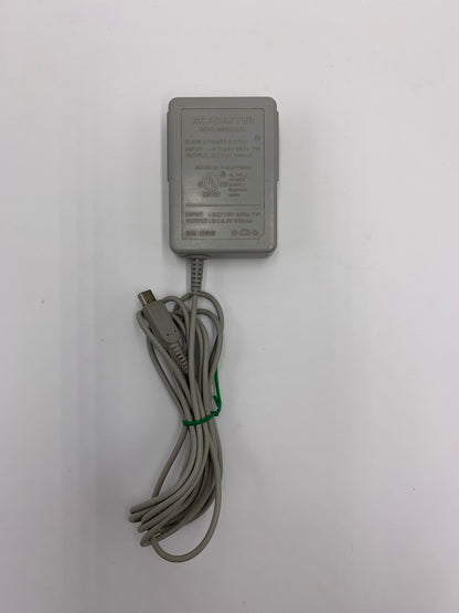 ニンテンドー DSi 本体 ピンク  TWL-001 動作確認済み 1010-205