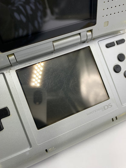 ニンテンドー DS 本体 NTR-001  プラチナシルバー 動作確認済み 1014-205