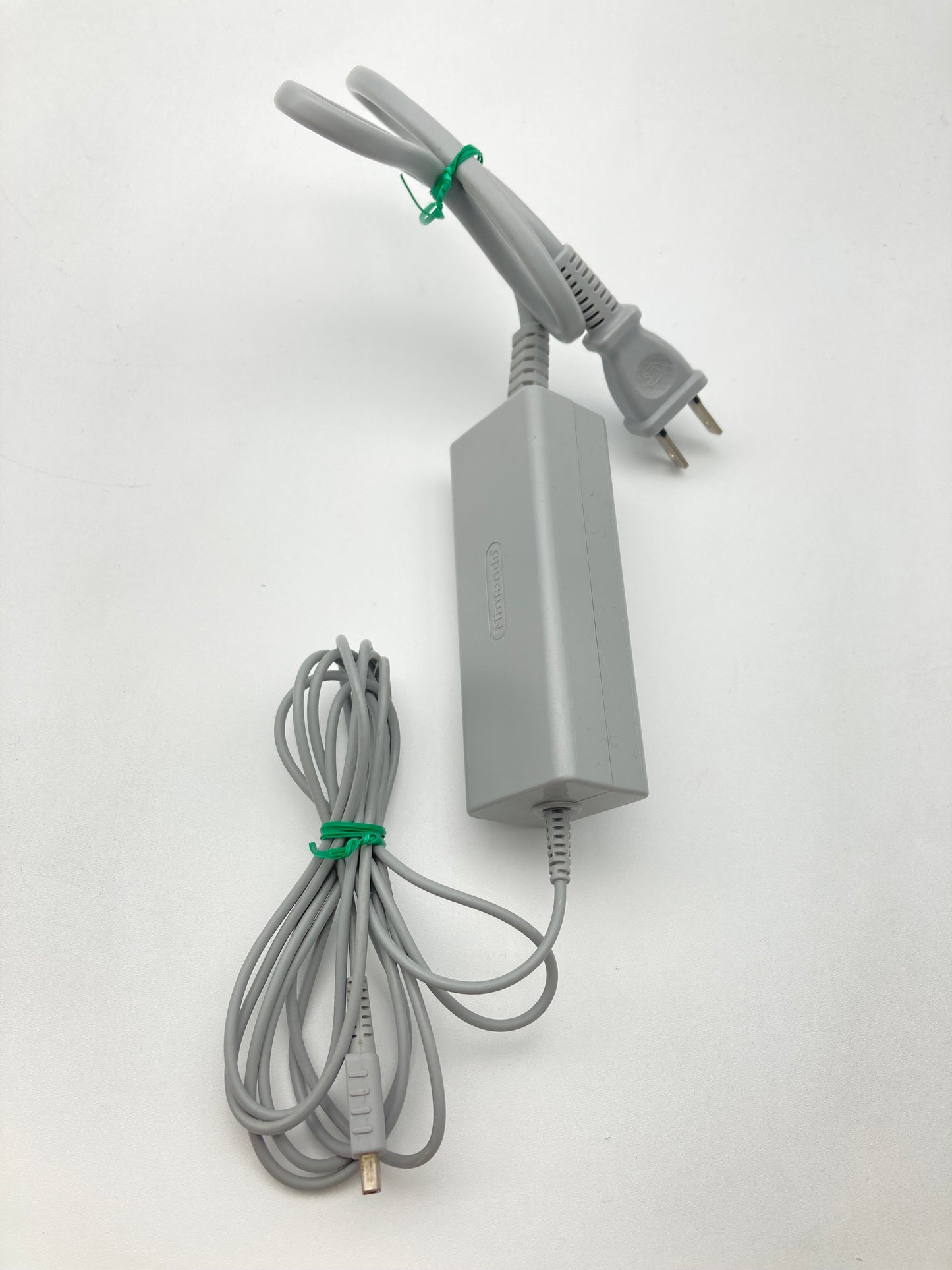 ニンテンドー WiiU ゲームパッド タッチペン&充電ケーブル付き 1016-402